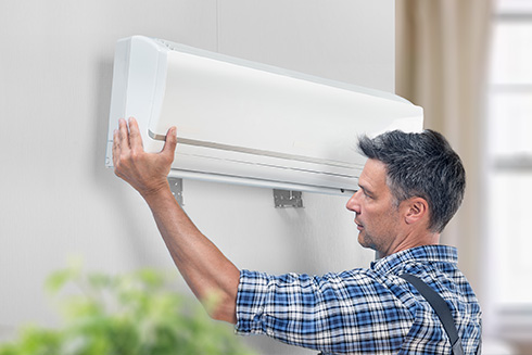 Монтаж кондиционеров от Планета Комфорта в Симферополе